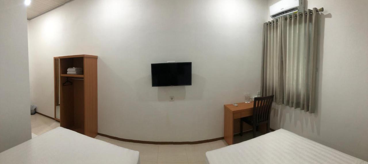 Aurora Hotel Siliwangi Чиребон Экстерьер фото