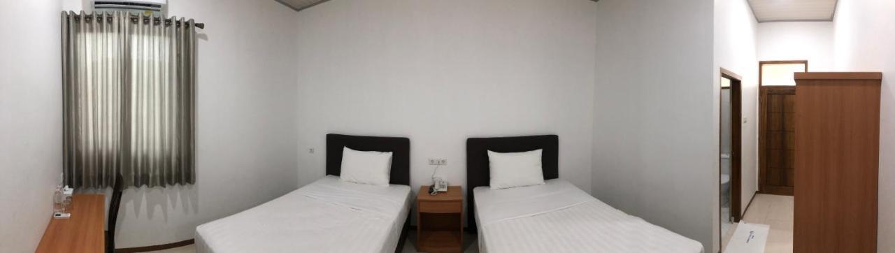 Aurora Hotel Siliwangi Чиребон Экстерьер фото